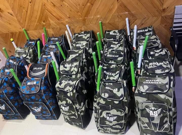 MCC Violation: 25 Cricket Kits, Intended For Distribution Among Youth, Seized in North Kashmir