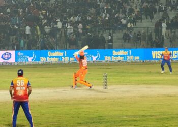 Legends Cricket League: Gayle fever grips Kashmir, thousands flock Bakshi Stadium to witness ‘Universe Boss’