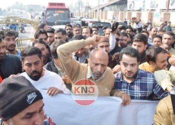 MP Sheikh Rashid leads protest in Srinagar over restoration of darbar move