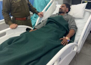Khanyar Gunfight: IGP Kashmir Visits Injured Personnels, Assures Them Of Full Support Through Their Recovery