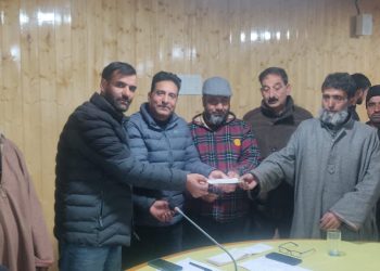 AIP Fulfills Commitment of Incarcerated Er Rashid by Distributing Relief to Fire Victims in Gurez