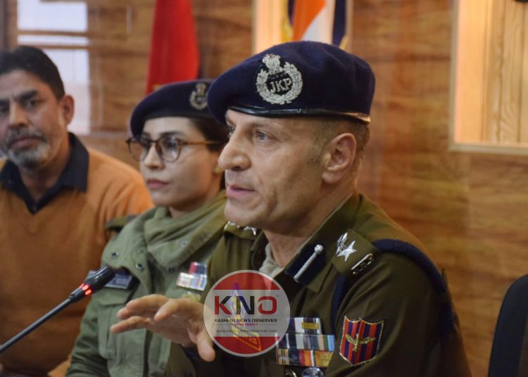 Cyber Police Kashmir cracks Rs 21 Lakh digital fraud case; 3 arrested, Rs 4 Lakh Recovered