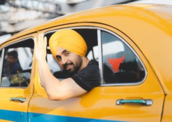 Punjabi Singer Diljit Dosanjh in Kashmir, calls it ‘Heaven on Earth’