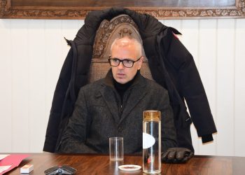 CM Omar Abdullah Chairs Meeting To Review Snow Clearance, Restoration Of Power & Water Supply Across J&K