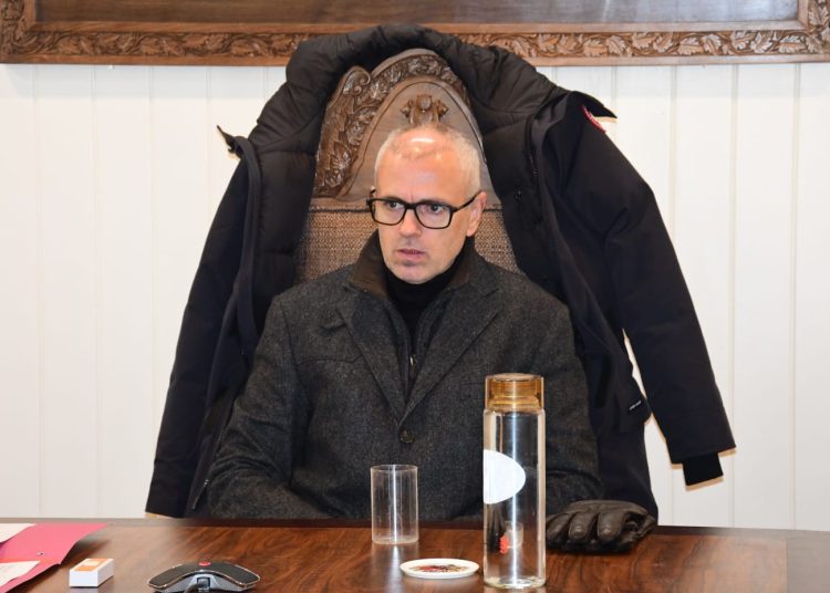 CM Omar Abdullah Chairs Meeting To Review Snow Clearance, Restoration Of Power & Water Supply Across J&K