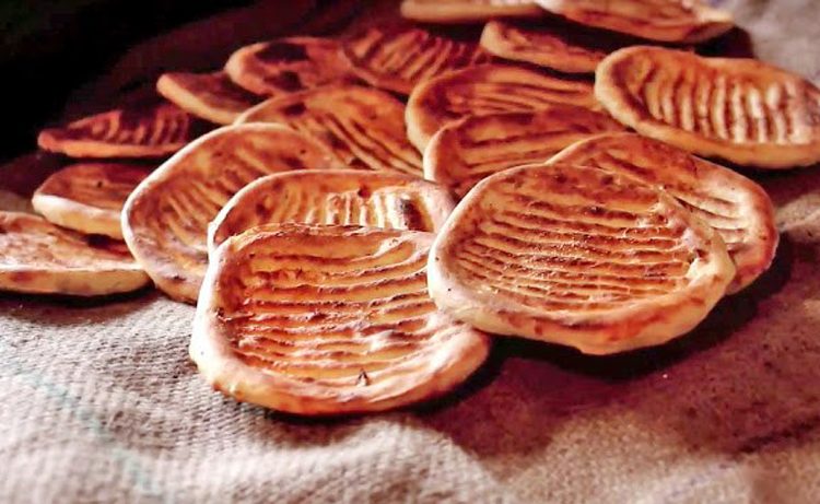 Traditional “baking roti” becomes costlier, locals call for Govt intervention