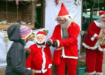 Christmas celebrated in valley with enthusiasm despite missing snowfall