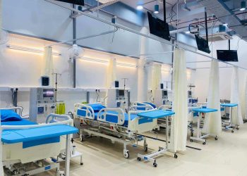 Govt begins process to start dialysis facilities at 11 SDHs, CHCs in Kashmir