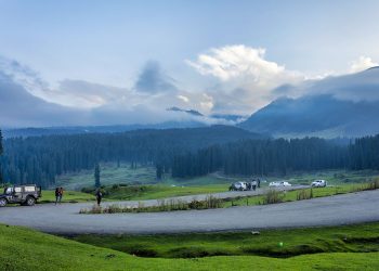Year-Ender: Doodhpathri records 1.86 million tourists in 2024
