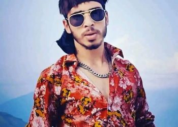 Bandipora youth inches closer to his dream, braces for Bollywood debut