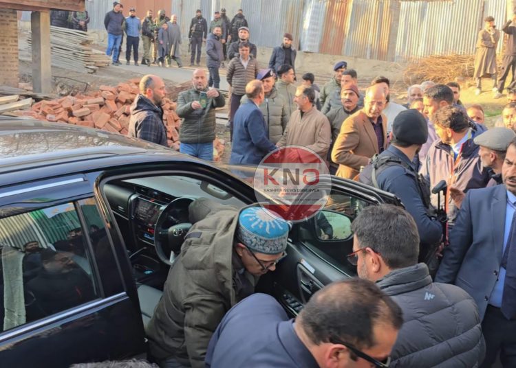 CM Omar visits Beehman Ganderbal, meets fire-affected family, assures Govt support