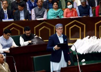 CM unveils Rs 1.12 lakh crore budget for J&K