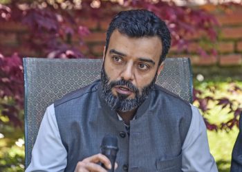 Dispatch more officials to rescue Kashmiri students outside J&K: MP Ruhullah to CM