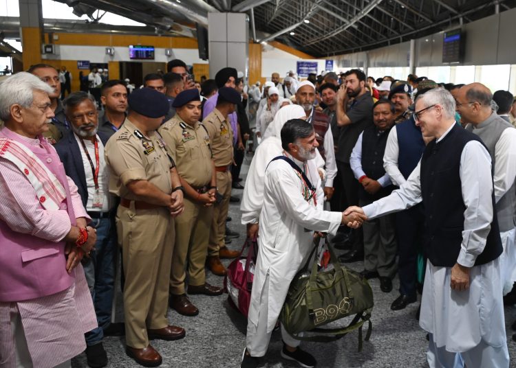 CM Omar Abdullah bids farewell to first batch of Hajj pilgrims at Srinagar Airport