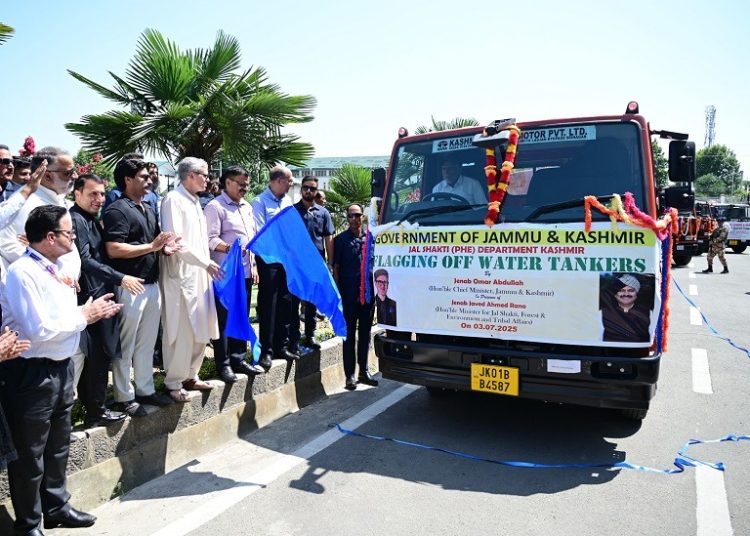 CM flags off fleet of water tankers to strengthen drinking water supply in Kashmir