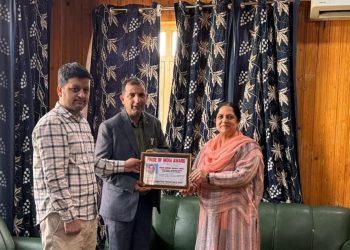 Ashraf Hakak felicitated with ‘Pride of India Award’