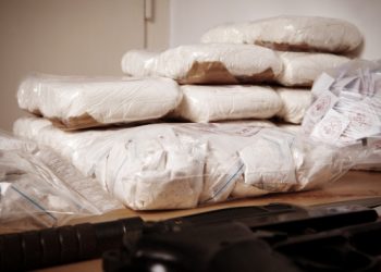 Police foil narcotics smuggling attempt