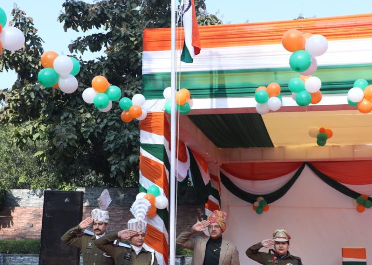 ARC J&K unfurls Tricolour at J&K House in New Delhi