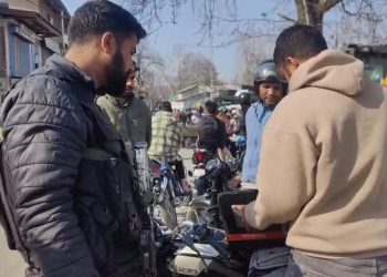 Vehicle Checking Intensified in Kulgam; Out-of-State Vehicles Verified