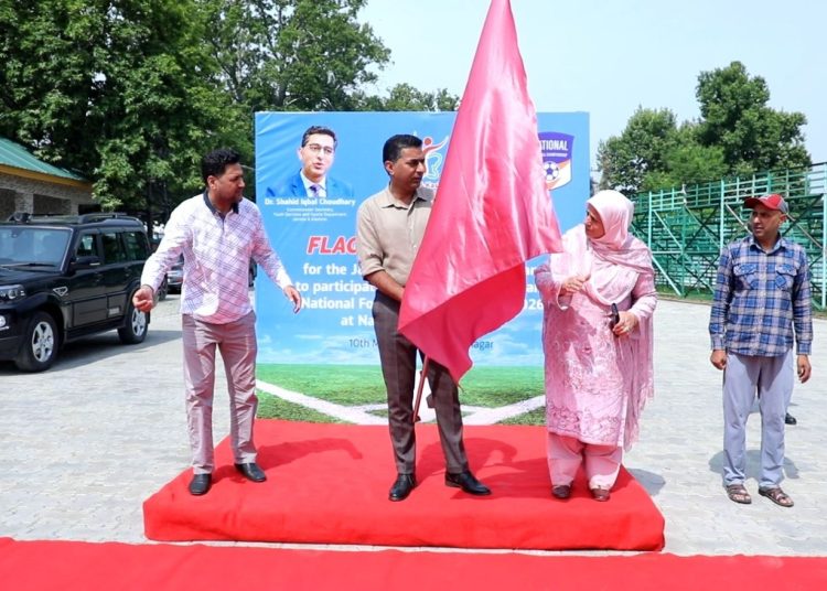 Dr Shahid Iqbal Flags Off J&K U-20 Football Team for National Championship
